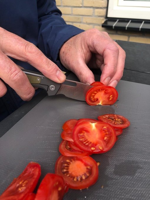 tomaten snijden