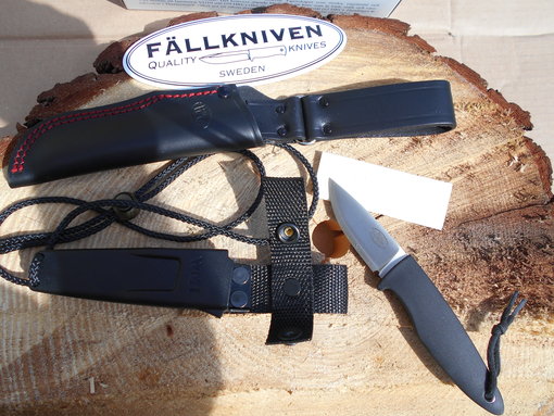 Inhoud Fallkniven pakket